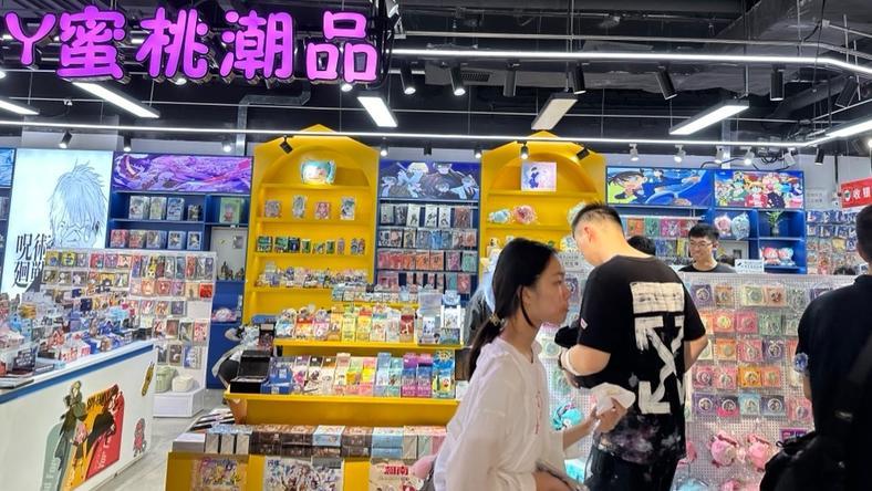 搭载“吃谷热”,品牌IP联名迎来新增长?